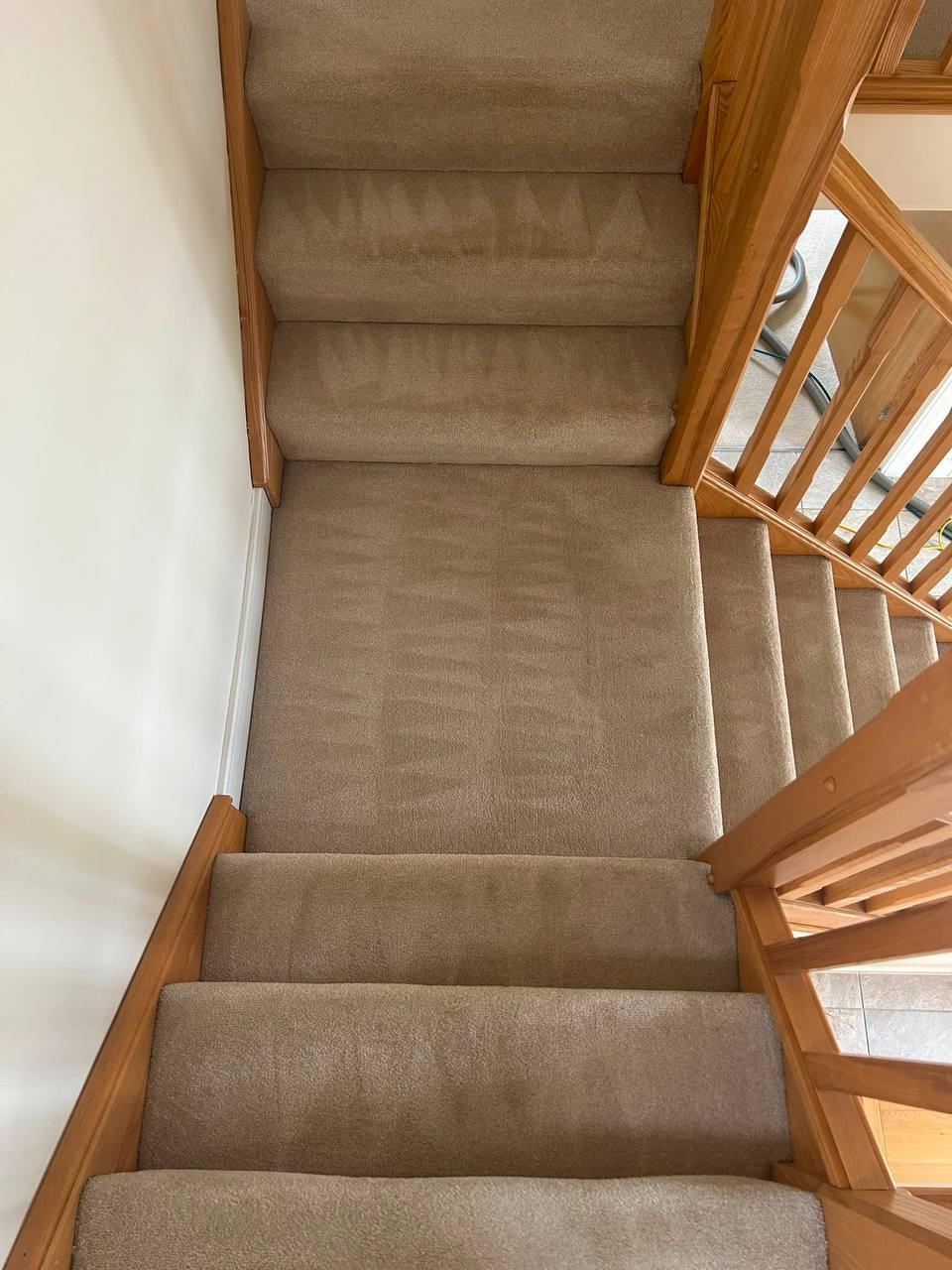 Grey stairs after cleaning